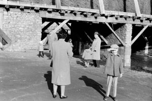 32. Gradierbau, Überbrückung der Usa